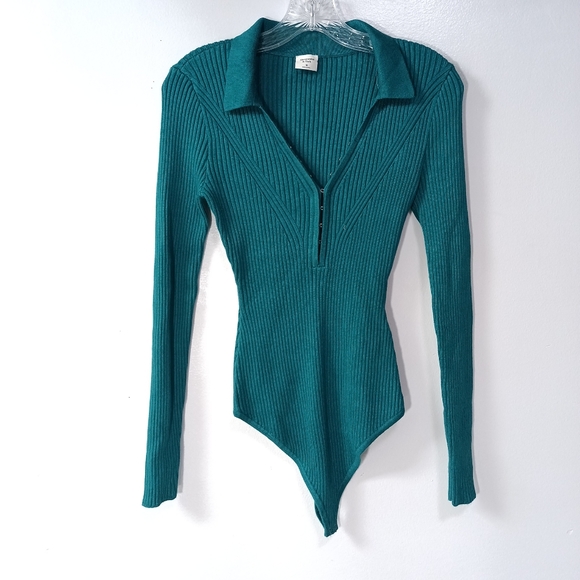 Abercrombie & Fitch Tops - Abercrombie & Fitch Knit Collared Bodysuit in Teal size M NWT